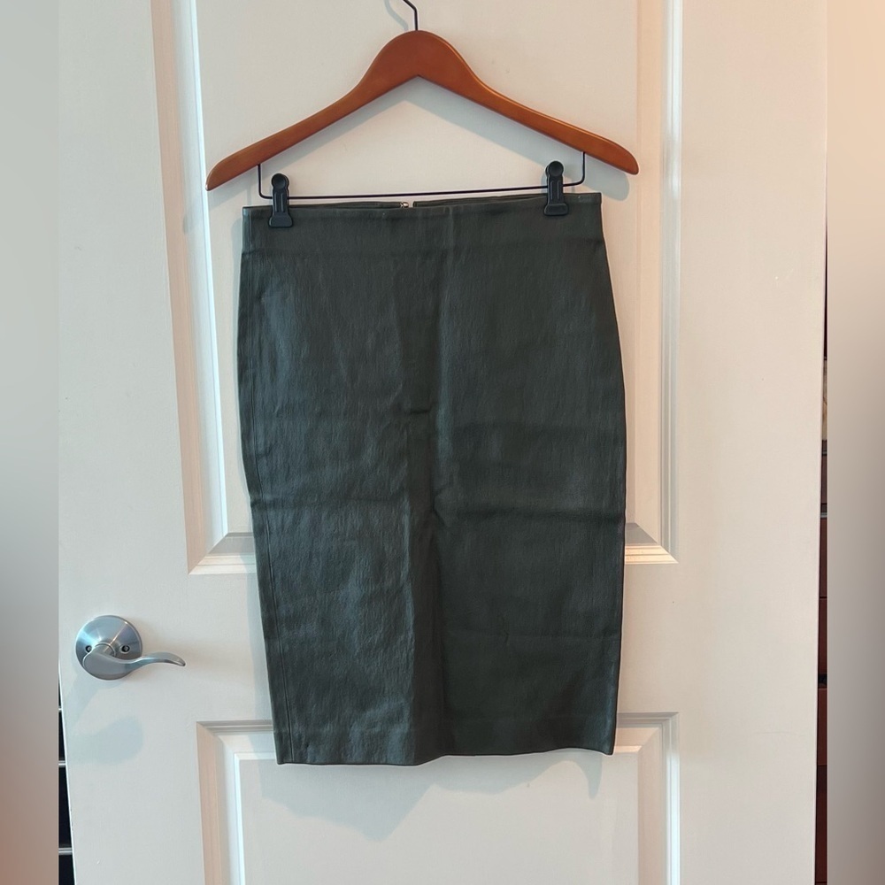 Theory Bristol Leather Skinny Pencil Skirt In Green Size 6